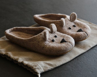 Teddy Bear Felt kids slippers, cute natural wool slippers for children, handmade animal slippers with rubber soles, soft and warm bear clogs