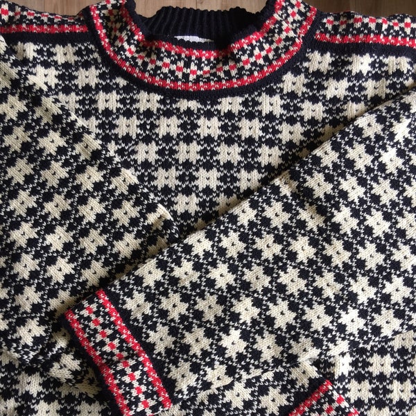 Wonderful Vintage Wool Sweater made in Estonia - Kihnu Pattern - Black with Deep Red