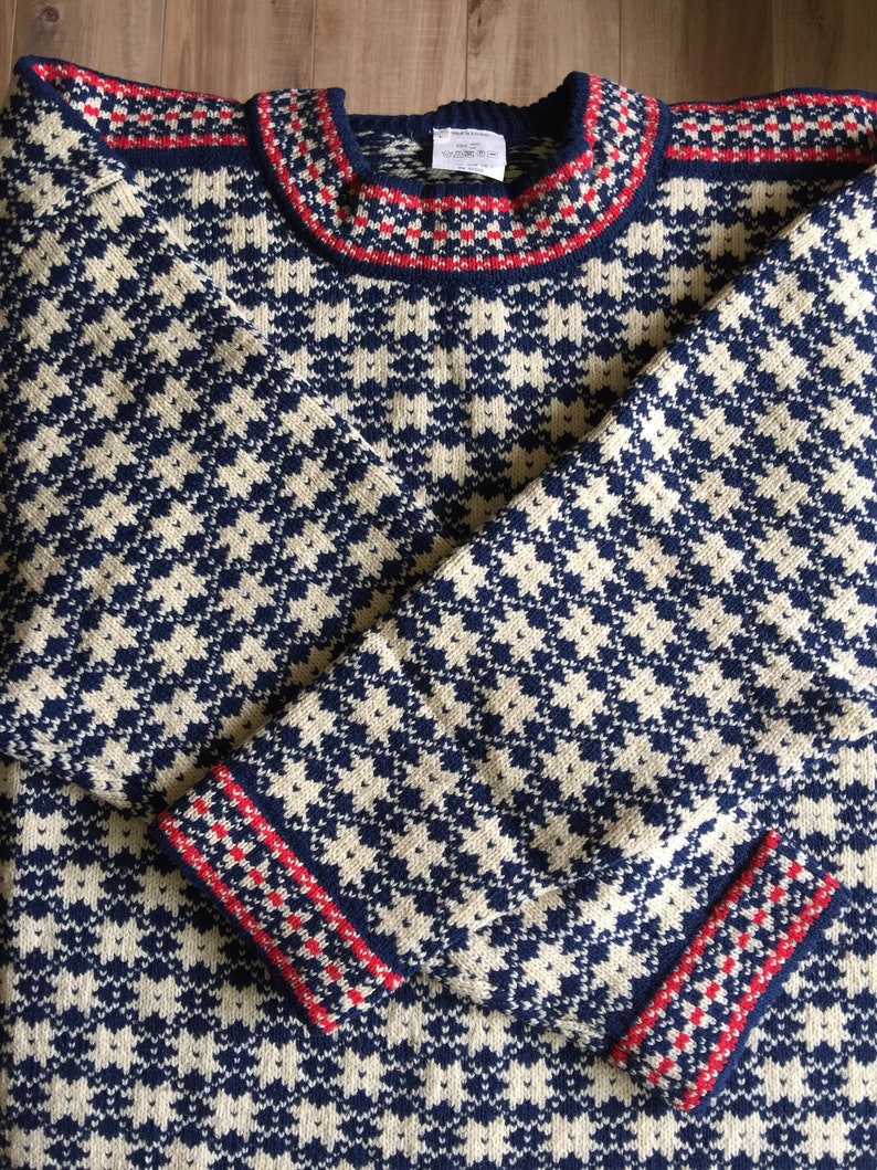 Wonderful Vintage Wool Sweater made in Estonia Kihnu Pattern | Etsy
