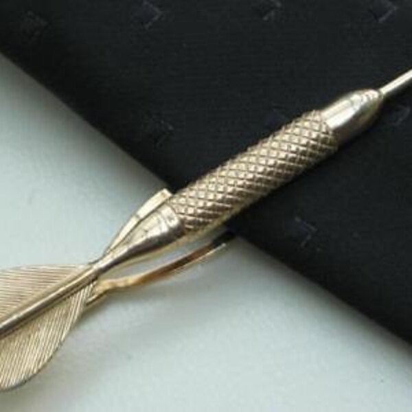 100. Vintage "Stratton Imitation" gold plated dart tie slide/tie clip