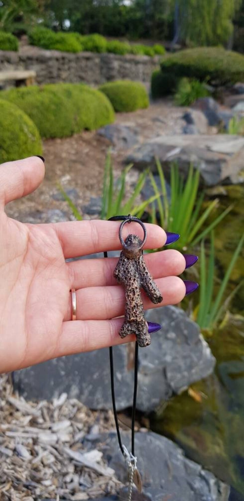 Coral /& polished black obsidian crystal stone copper electroformed crystal pendant necklace jewellery