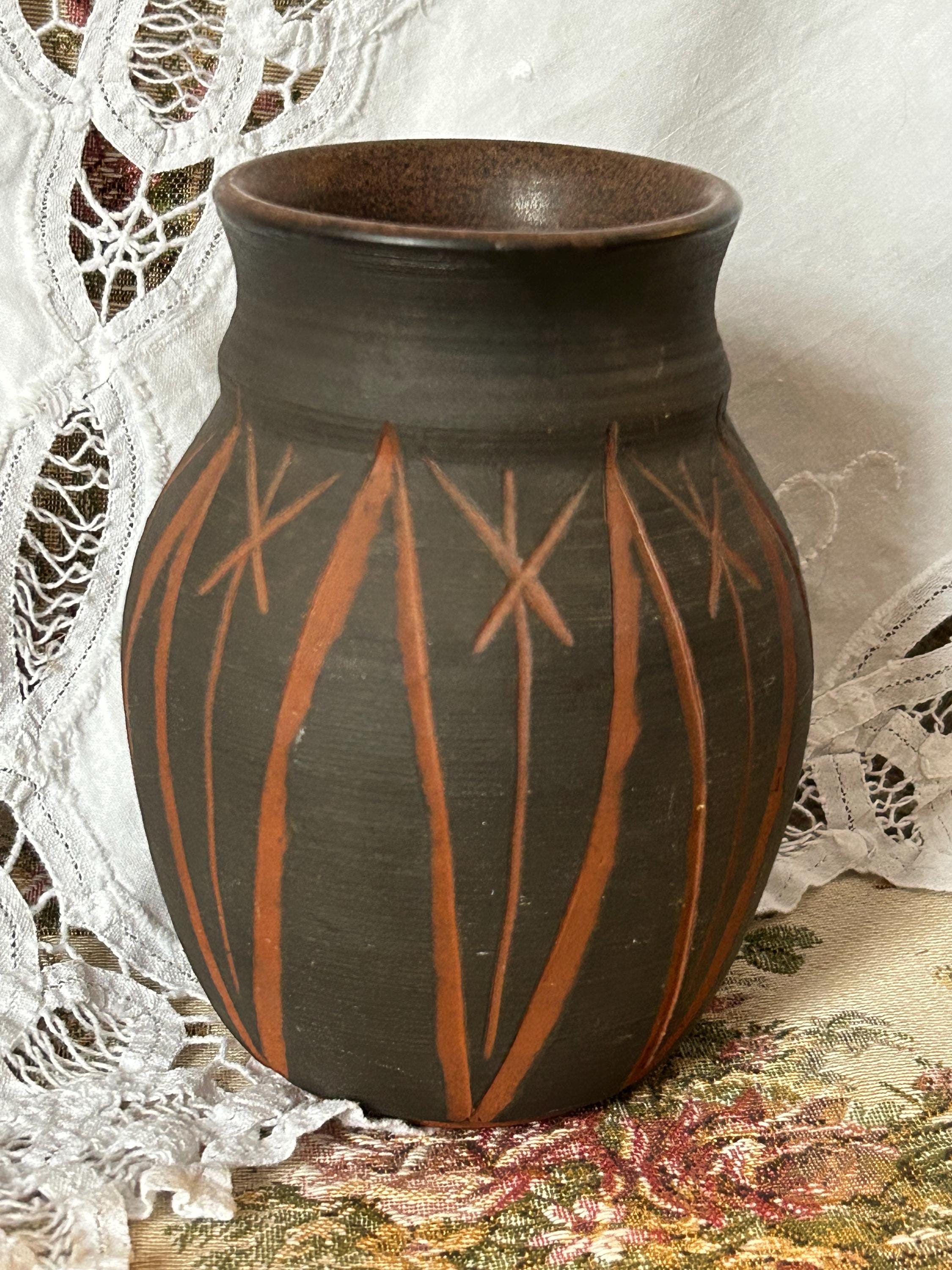 工芸品 Indian handmade pottery Vintage Planter Pot Red Clay Indian Symbols Art Pottery Vase