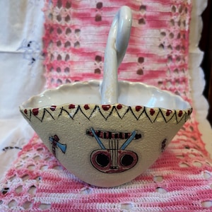 Vintage Italian Handmade Small Rope Twist Basketweave Ceramic  Cachepot/Planter, Blanc De Chine.