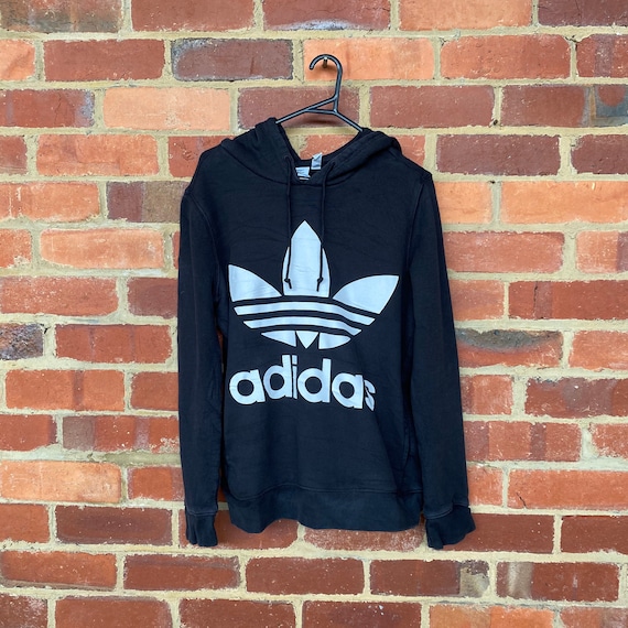 VINTAGE ADIDAS HOODIE