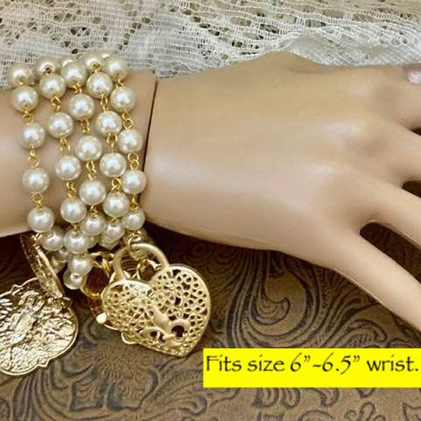 The Lisa Fremont (Grace Kelly) Charm Bracelet                                      2OHH