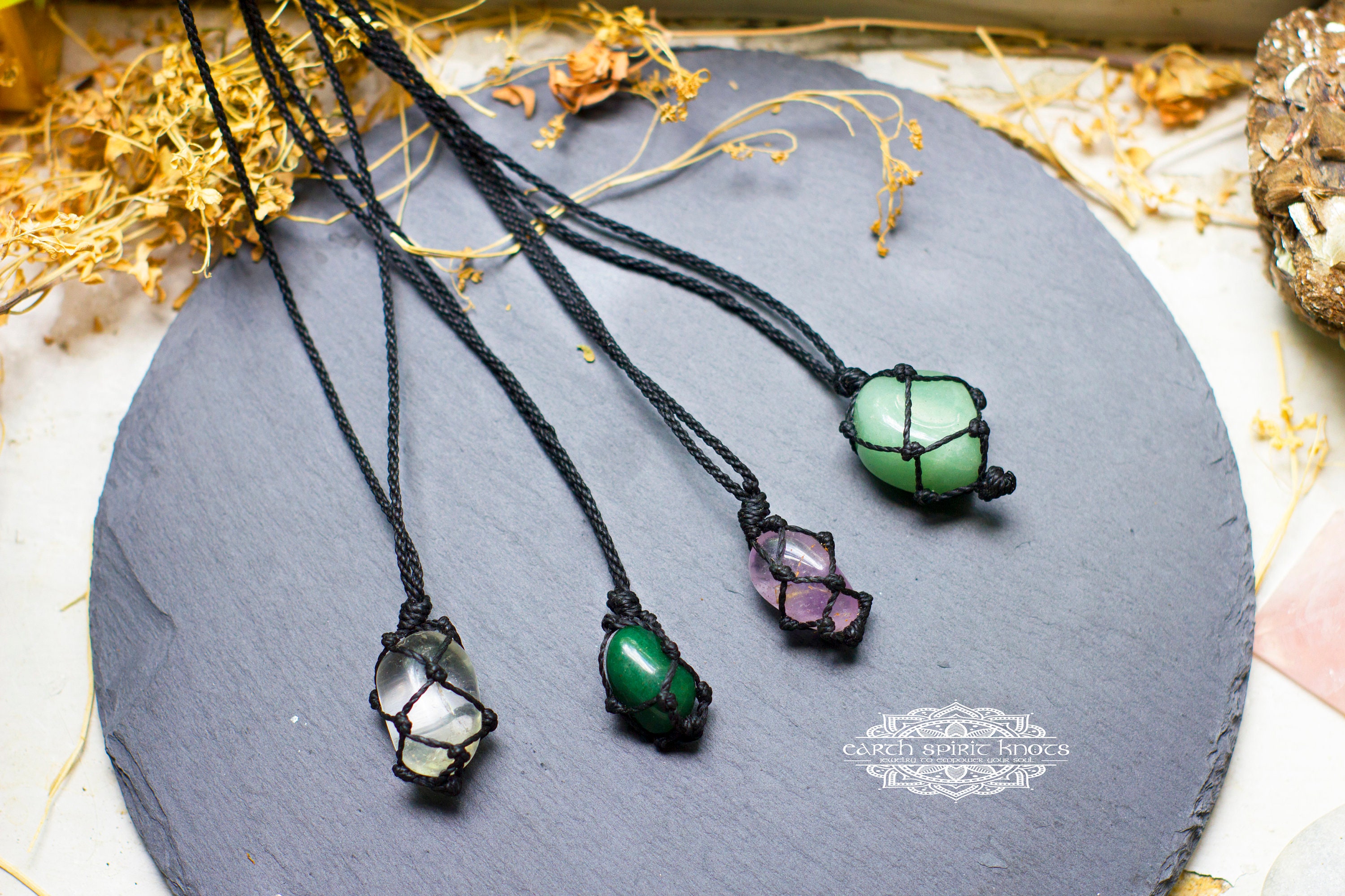 macrame necklace with stone