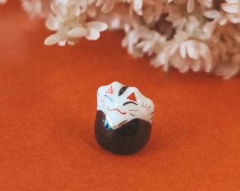 Mini lucky cat, maneki-neko, lucky charm, gri-gri, talisman, luck: black, Christmas gift, Valentine&#39;s Day, Japan, unique, cat, ceramic