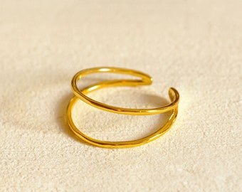 Thin Double Band Ring in Gold • Adjustable Wrap Ring • Open Minimalist Ring • Everyday Effortless Jewellery • Gift for Her