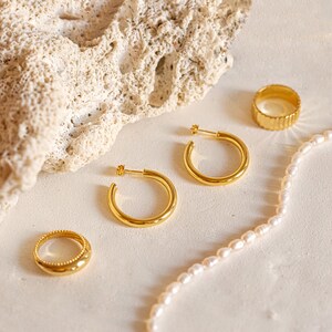 Gold Hoop Earrings 2.5cm by MUCHV Minimalist Large Hoop Earrings, Perfect for Stacking Everyday Cartilage Hoop Best Friend Gift image 7