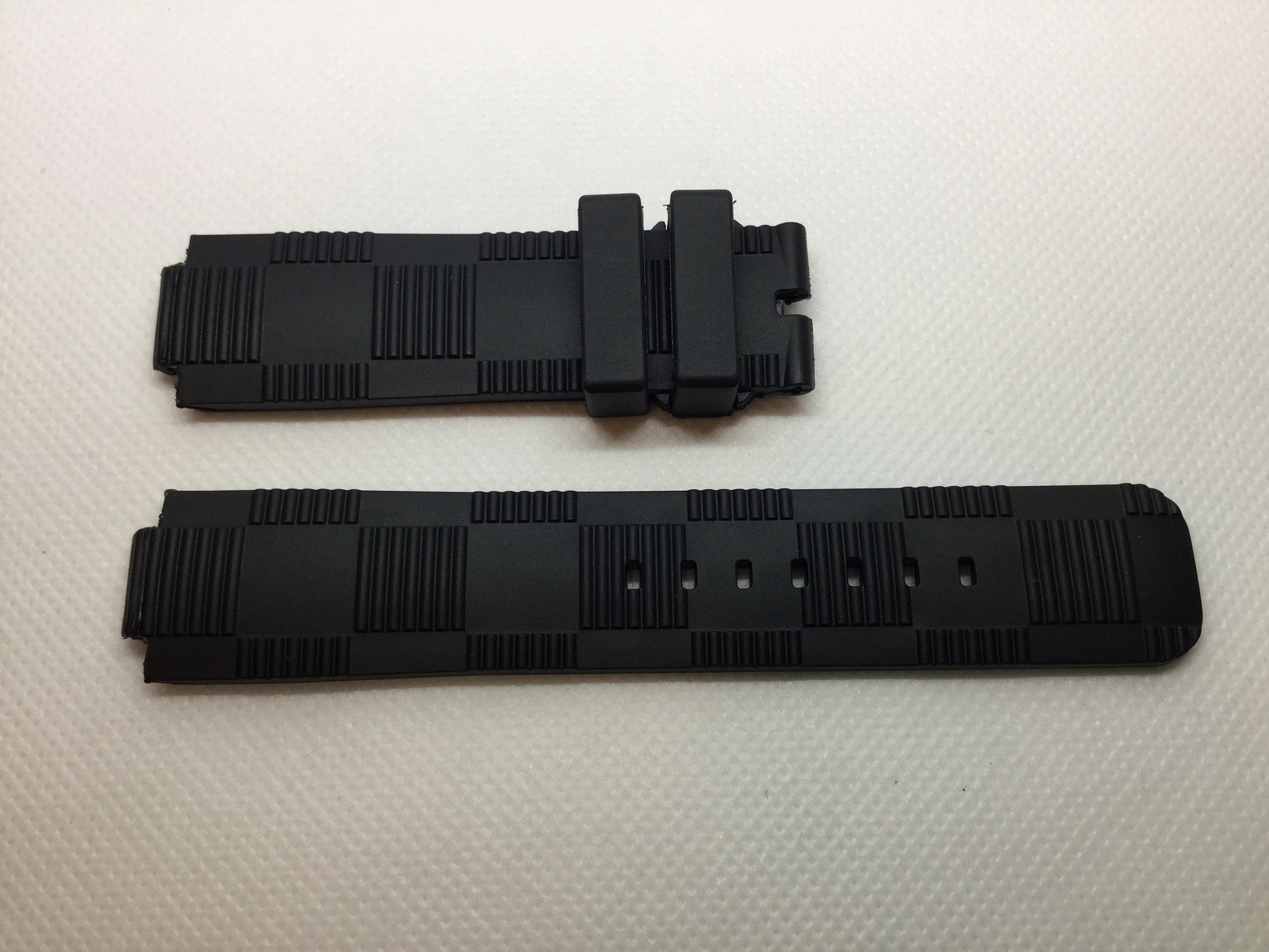 Aftermarket Bracelet/Strap Black Rubber Strap for Louis Vuitton Tambour