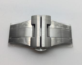Panerai 44mm Deployment Buckle: 24mm Brushed 316L Stainless Steel