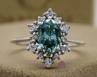 Anillo de compromiso vintage de moissanita azul cian, anillo con halo de oro blanco de 14 quilates, delicado anillo de boda, regalo llamativo