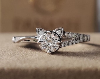 Dainty Diamond Ring, Round Cut Moissanite Minimalist Ring, Stackable Kitten Cat Ring, Tiny Animal Ring, Cute Engagement Ring, Lab Grown Ring