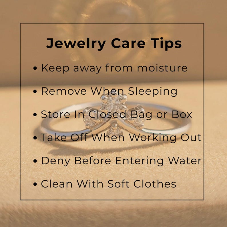 Pendientes de botón con pavé de Mickey Mouse, pequeños pendientes de moissanita de Mickey Mouse, pendientes delicados y sencillos para el día a día, regalo para ella, pendientes para mujer imagen 8