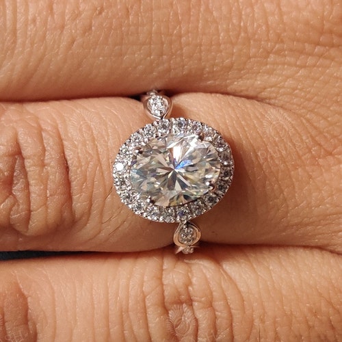 Hidden Halo Engagement Ring, 2.42 Oval Cut White Moissanite Ring, 14k/18k White Gold, Scalloped Band, Oval Halo shops Moissanite Ring, Gifts