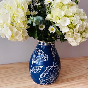 Blue and white ceramic vase, flower vase, blue and white pottery, home decor, hostess gift, pottery gift