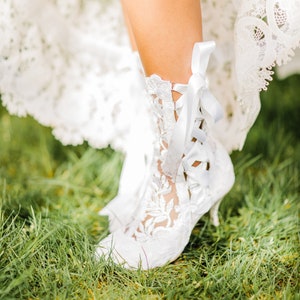 White Lace Bridal Boots - Wedding Shoes Low Heel - Vintage Ankle High Boots For Wedding - House of Elliot Lottie Elliot