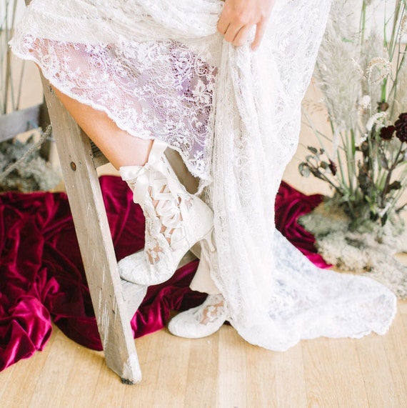 Vintage Ankle Bridal Boots Ivory Lace 
