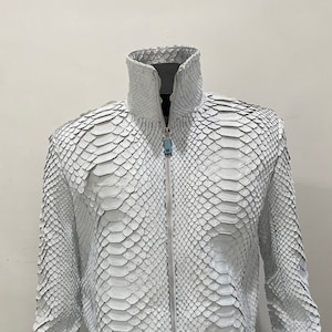 男性用カスタムバイカージャケット、キングスネークスキンパイソンレザーモーターサイクルジャケット、男性用ホワイトレザージャケット