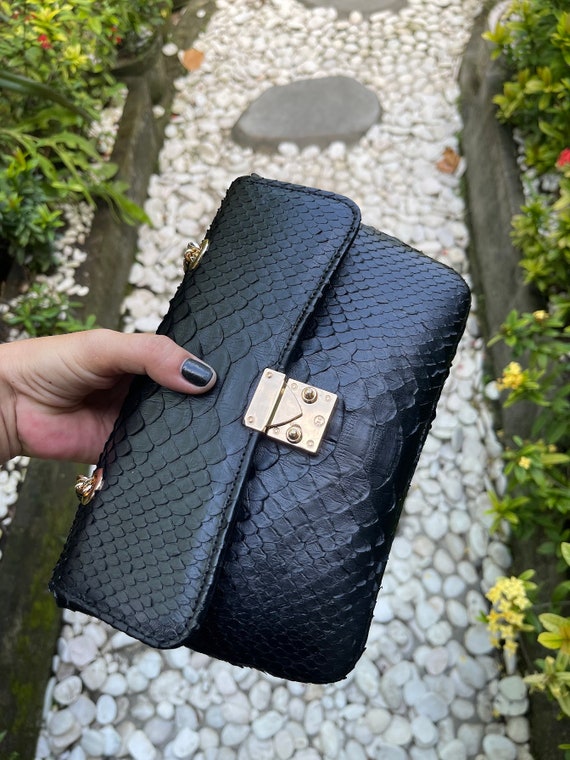 Bolso bandolera de piel de serpiente bolso de cuero de piton real bolso de piton bolso de cuero pequeno bolso pequeno de noche bolso de cuero negro Etsy Espana