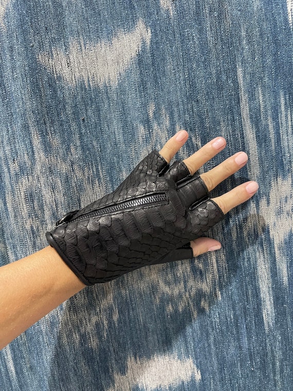 Black 2024 leather mittens