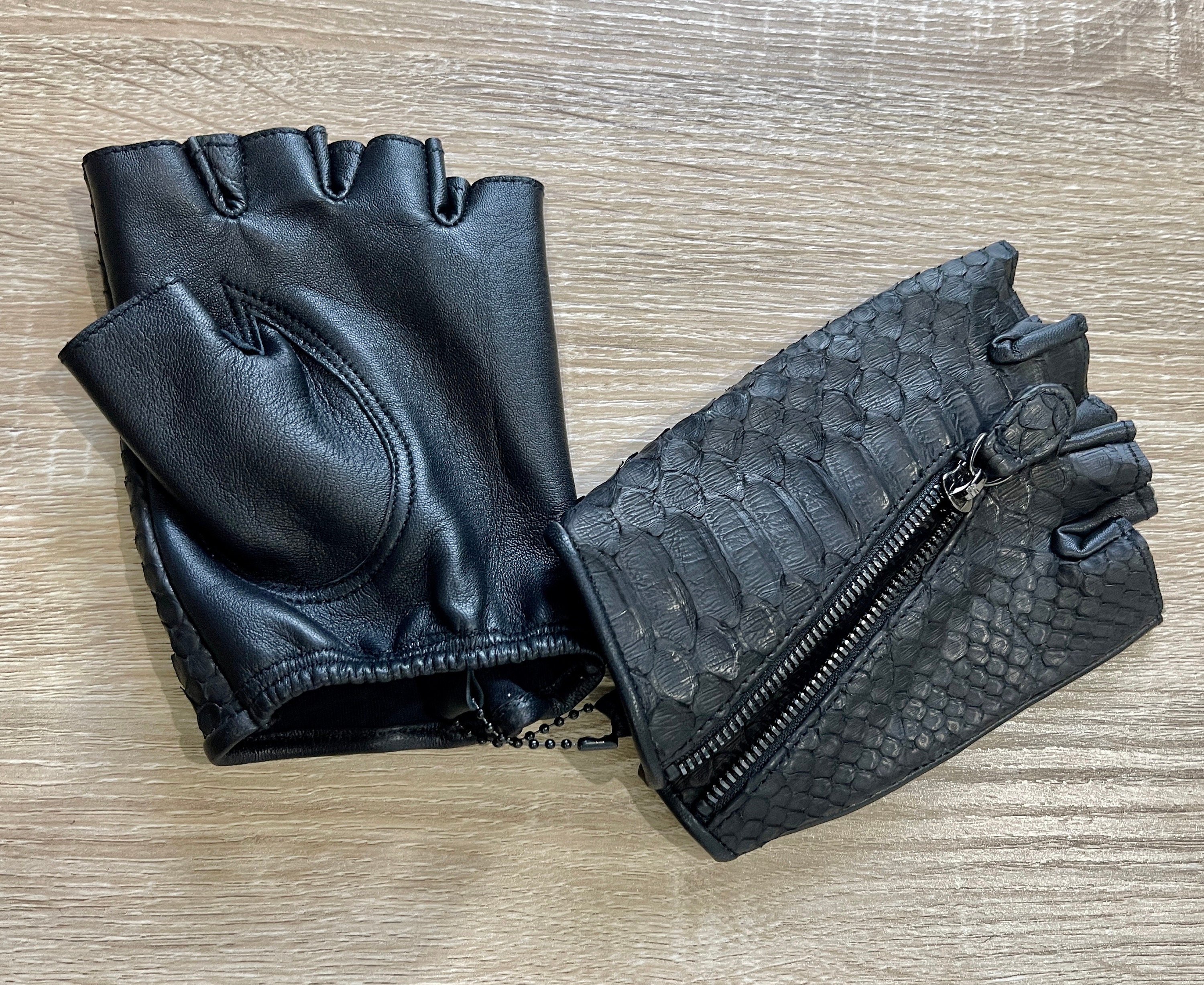 ヘビ革手袋ミトン、ブラックパイソンレザーミトン、ラムレザーミトン