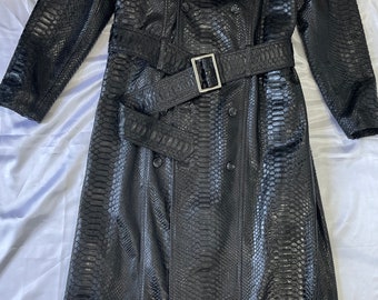 ジャケット・アウター unknown black pythons long coat Black Snakeskin Women's Coat, Trench Leather Coat, Long