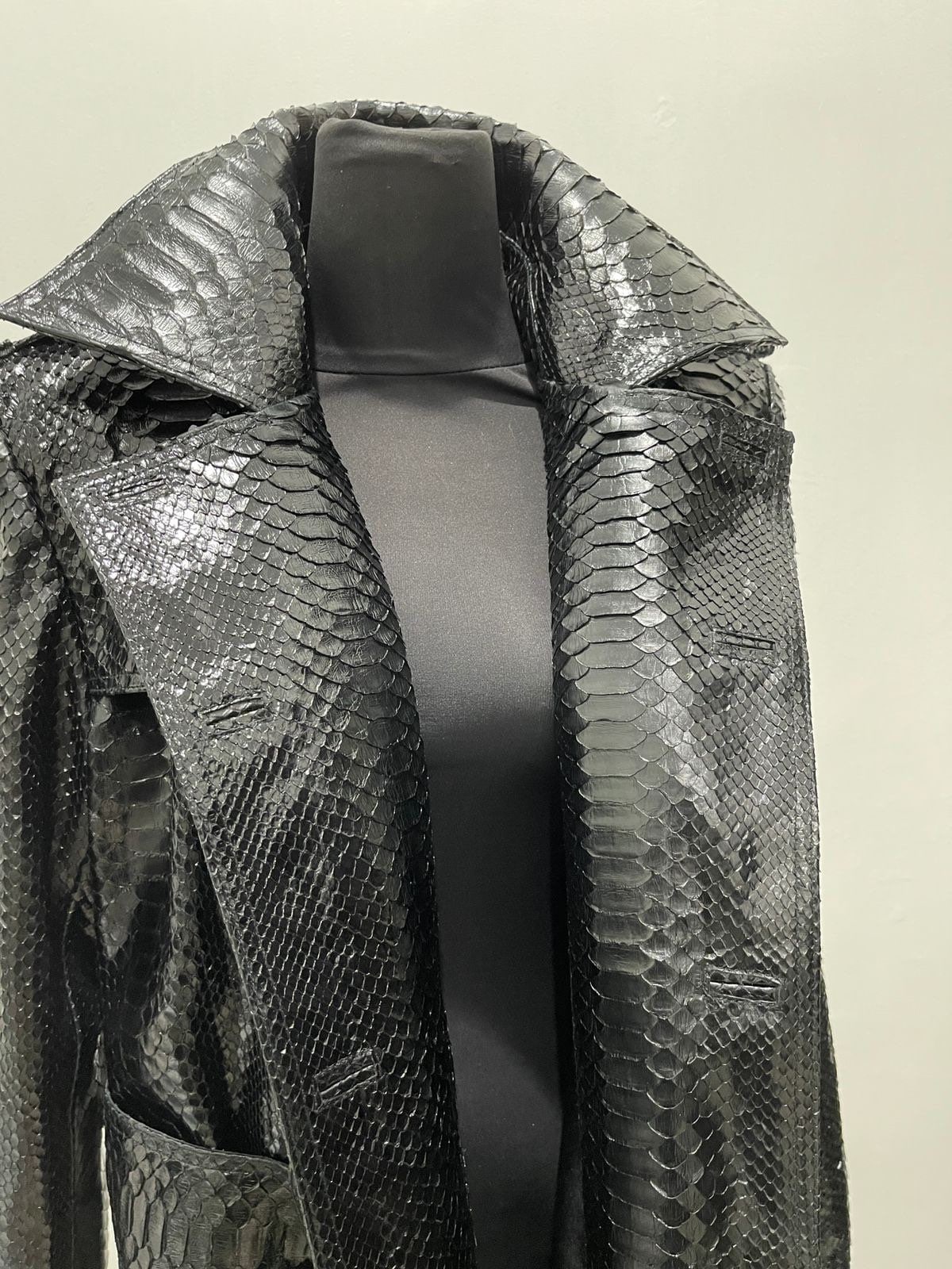Man’s Snakeskin Trench Coat, Python Leather Men’s Coat, Man’s Black ...