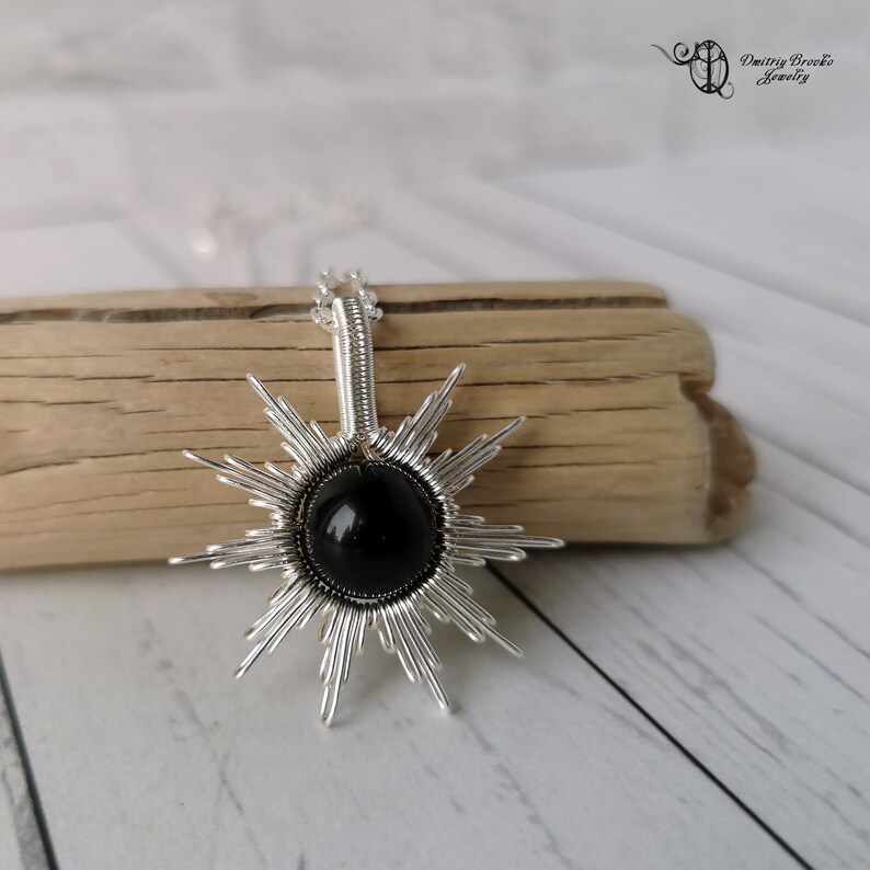 Obsidian Necklace Sun Necklace Star necklace Wire wrapped gemstone pendant Wire weave boho jewelry Sunburst necklace Elven necklace.