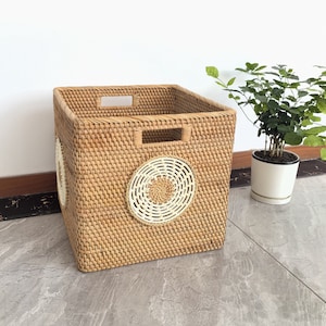 Handmade hollow concentric circle design rattan woven storage baskets with handle,rattan mudroom storage basket,custom any size fit for you