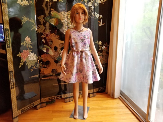 Vintage Purple White Brocade Sleeveless Girls Dres