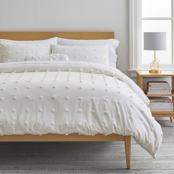 White Queen Embossed Duvet Set