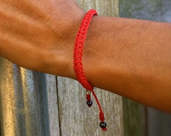 Pulsera de la amistad de cordón rojo / Pulsera roja para parejas / Pulsera roja de macramé para hombres, mujeres y niños