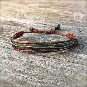Womens Surf Bracelet | Surfer Girl Beach Lovers Jewelry | Friendship Gift for Woman Teen Preteen Girls | Rust and Aqua Thread Bracelet Handmade by Rumi Sumaq