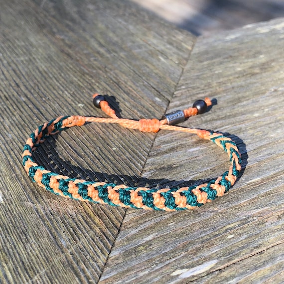 Bracelet Réglable Bohème en Tissu Tissé - 1,7 cm de Large - Bracelet d'Amitié Brodé pour Hommes et Femmes - Couleur 1, Taille Unique, Polyester