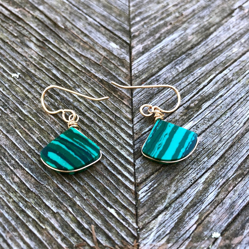 Malachite Earrings | Malachite Necklace | Malachite necklace and earrings in gold fill or sterling silver, handmade with a modern, minimalist design. The dainty triangle malachite pendant hangs gracefully from a fine chain, complemented by elegant matching earrings. Perfect for nature lovers and gemstone enthusiasts, this artisan jewelry set by Rumi Sumaq is a meaningful gift for birthdays, anniversaries, and special occasions. Gold Silver Green Malachite Stone Minimal Triangle Set