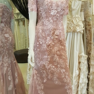 Handarbeit, bestickt, Couture Spitze, französische Spitze, Dessous Spitze, rosa Farbe, rosegold Strass