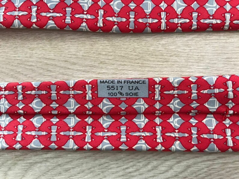 Herm\u00e8s Paris Modern Geom Rare Luxury Tie 100/% Silk 5517 Ua Made In France