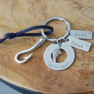 Porte clé Super Papi + prénom enfant - cadeau papi personnalisé - fête des pères - papa tonton parrain grandpa gift