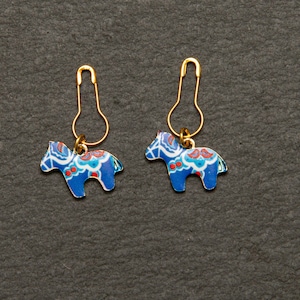 Enamel stitch markers with safety pins set of 2 - charm, horse, knitting accessories, knitting, crochet accessories, crochet, handmade