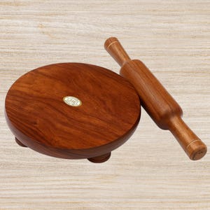 Rosewood Chakla Belan Set: Indian Roti Bread Maker