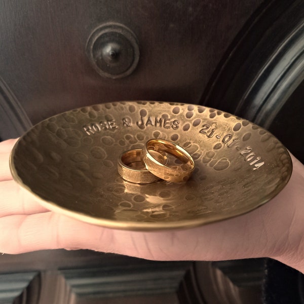 Customizable | Hammered Bronze Bowl | 8th, 19th, 21st and 22th Anniversary | Handmade Bronze Bowl | Traditional GIFT | Meaningful Piece