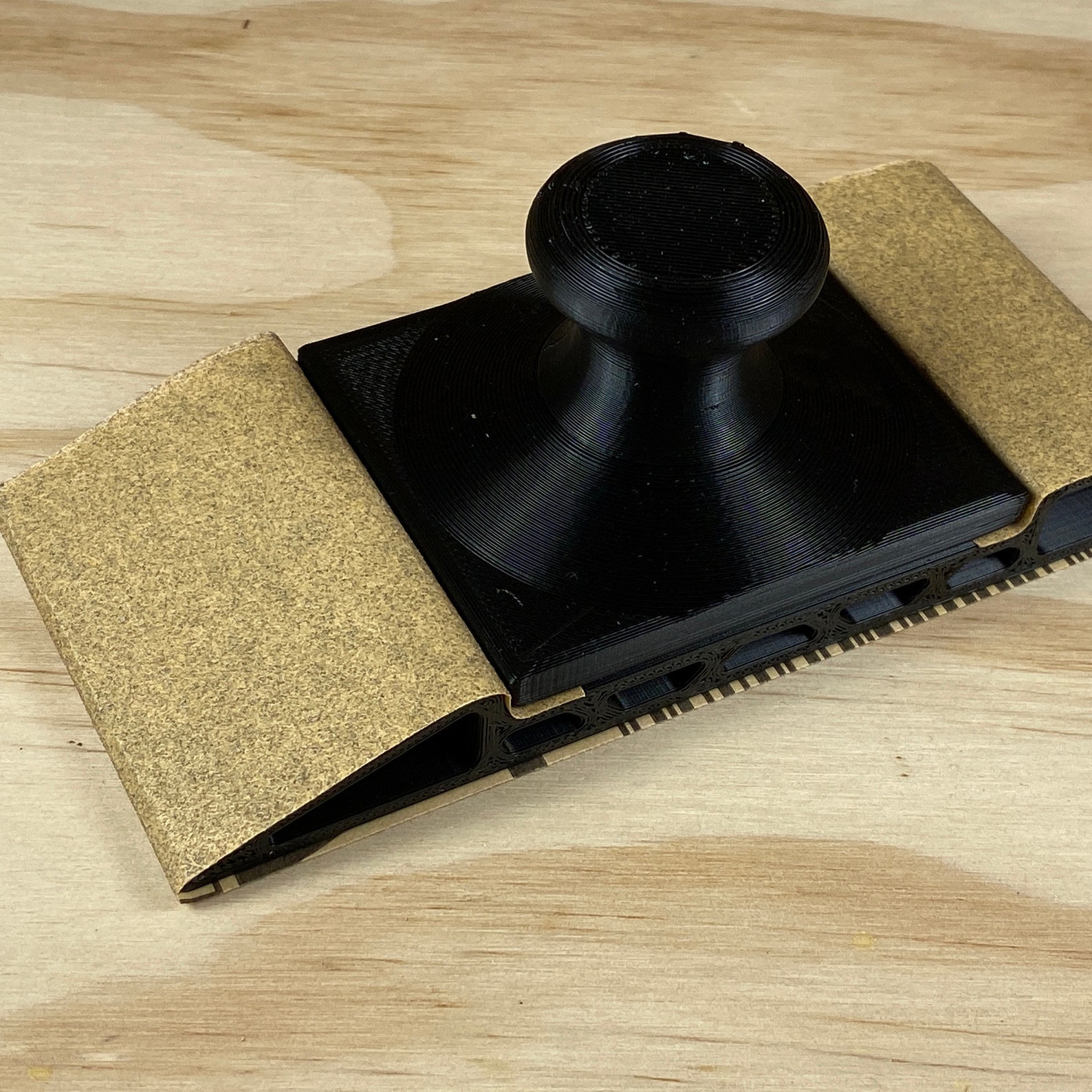 Sanding block with handle/ 3D printed sandpaper holder/FREE Etsy