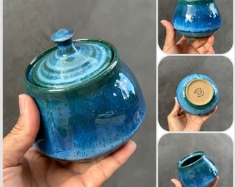 Ceramic jar with lid,Ceramic Lidded Jar,Pottery Canister,Jar with lid.Lidded Jars.Kitchen Jars,Wheel Thrown Jars.Handmade kitchen container.