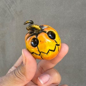 Tiny Jack-o’-lantern, Halloween Ceramic pumpkin,little pumpkin, ceramic art,pumpkin decor,mini pumpkin