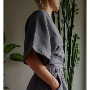 Linen top. Linen wrap top. Linen wrap blouse. Linen kimono top. Linen blouse. Linen wrap crop top. Wrapped top. Wrapped blouse. Linen wear. image 3