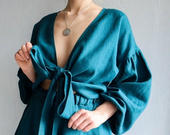 Wickeloberteil aus Leinen. Bluse aus Leinen. Kimono-Oberteil. Bluse mit Puffärmeln. Wickeloberteil. Weiche Leinenbluse. Wickeloberteil aus Leinen. Boho-Bekleidung. Alle Jahreszeiten tragen.