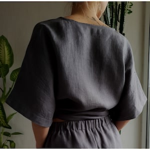 Linen top. Linen wrap top. Linen wrap blouse. Linen kimono top. Linen blouse. Linen wrap crop top. Wrapped top. Wrapped blouse. Linen wear. image 4