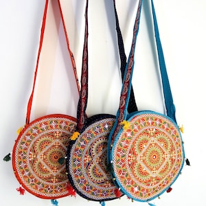 Designer bestickte Crossbody Strap Runde Tasche - Boho Jhola Tasche - Gypsy Hippie Banjara Handtaschen - Handgemachte bestickte Schultertasche