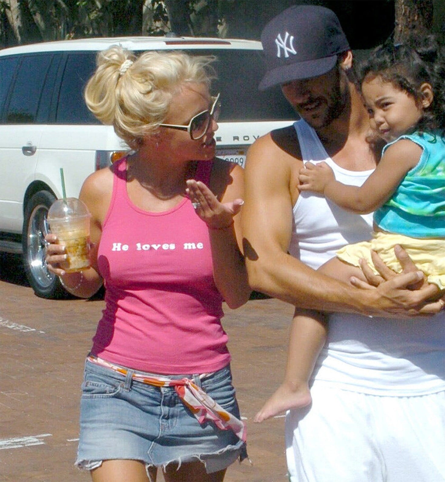 Britney Spears HE LOVES ME Tank Top Pink - Britney Spears Loves Me Y2K Slogan Baby Tee - Britney Spears Clapback T-shirt 2000s Mcbling
